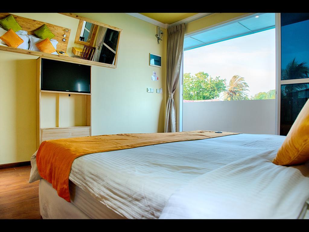 Narnia Maldives Hotell Maafushi Exteriör bild