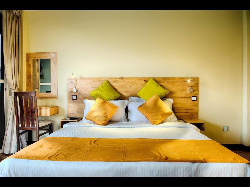Narnia Maldives Hotell Maafushi Exteriör bild